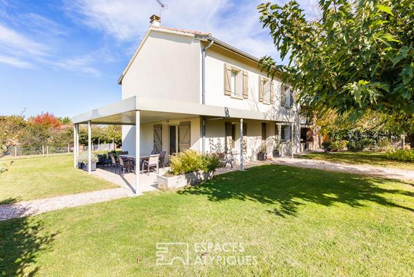 Ferme rénovée avec gîtes et parc arboré à Bas-Pays