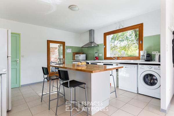 Ferme rénovée avec gîtes et parc arboré à Bas-Pays