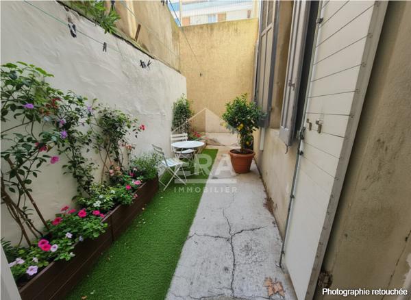 Appartement T2 + exterieur 13005 à Marseille ( Conception- Camas)