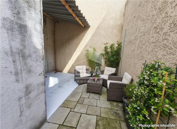 Appartement T2 + exterieur 13005 à Marseille ( Conception- Camas)