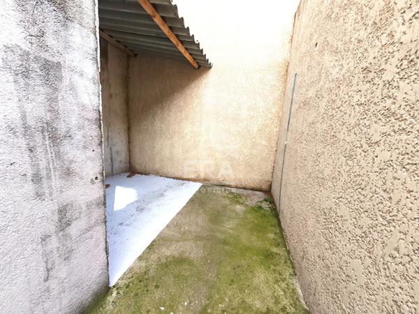 Appartement T2 + exterieur 13005 à Marseille ( Conception- Camas)