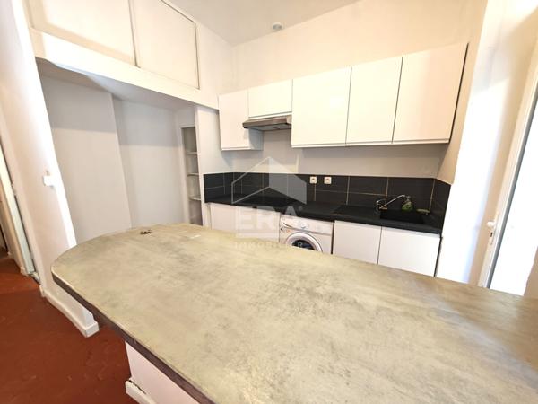 Appartement T2 + exterieur 13005 à Marseille ( Conception- Camas)
