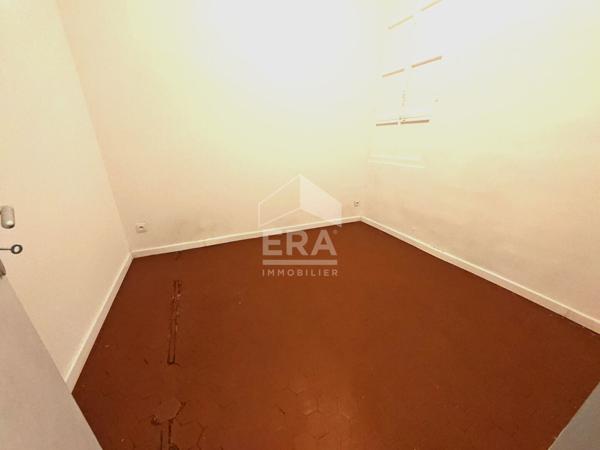 Appartement T2 + exterieur 13005 à Marseille ( Conception- Camas)