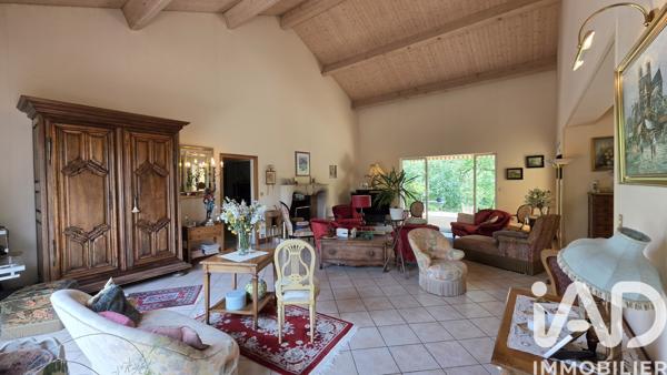 Maison à vendre 9 pièces 229 m² Migné-Auxances
