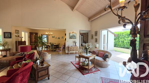 Maison à vendre 9 pièces 229 m² Migné-Auxances