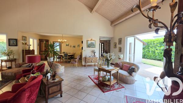 Maison à vendre 9 pièces 229 m² Migné-Auxances