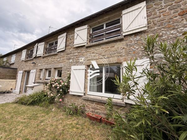 Maison de charme en pierre avec jardin - Plages à pied