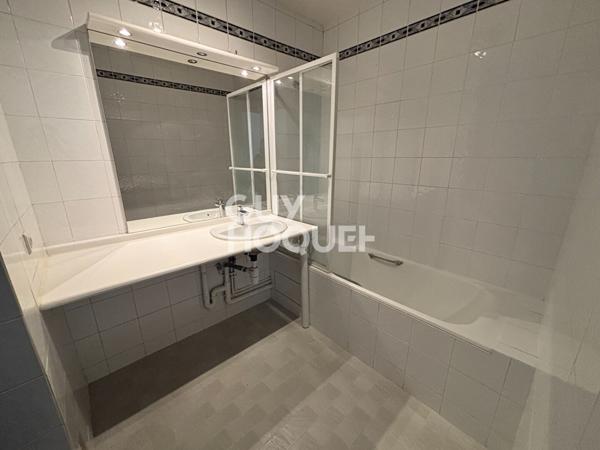 BELLE NOUVEAUTE- F3- 63.96m² -RUE DE LA REPUBLIQUE- SURESNES