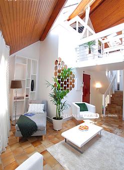 POULBOT 80 m² Duplex 3 pièces.