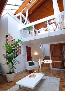 POULBOT 80 m² Duplex 3 pièces.