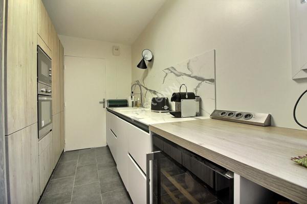 Appartement 3 pièces 67 m² avec balcon 8m² et place de parking