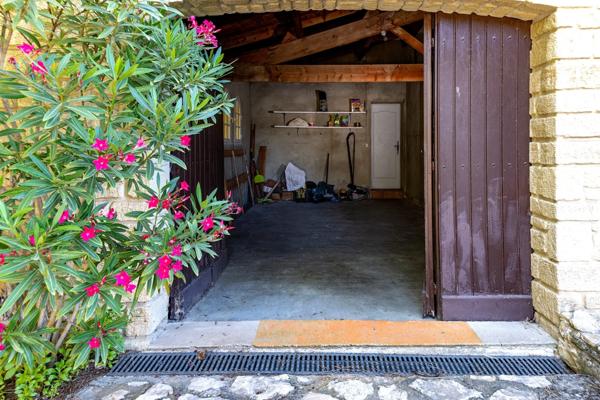 Maison d'exception, 8 pièces LES ANGLES (30)