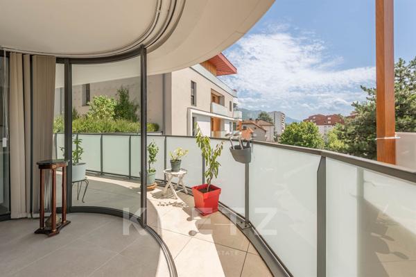 ANNECY – T4 92 m² – RÉSIDENCE 2022 – 2 TERRASSES – GARAGE – PARKING – DPE A