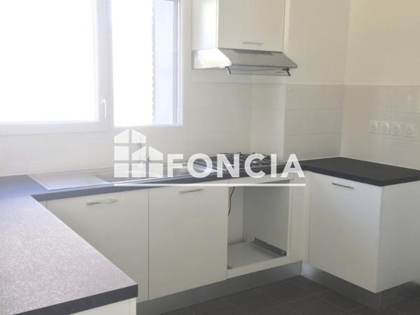 Location Appartement 3 pièces 75.66 m² - 13 RUE DU FORT Mons En Baroeul 59370
