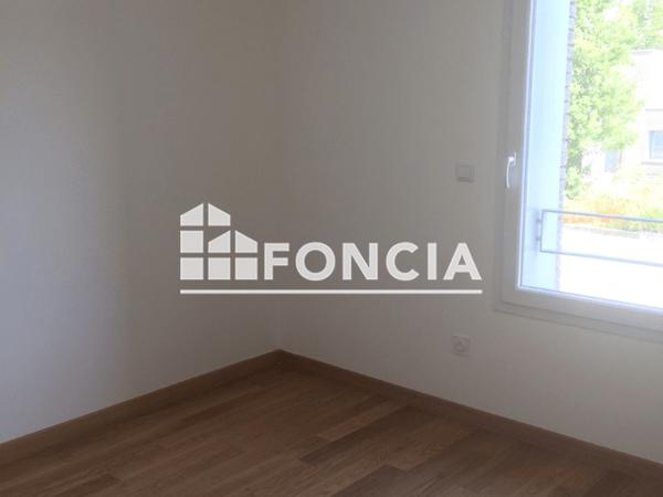 Location Appartement 3 pièces 75.66 m² - 13 RUE DU FORT Mons En Baroeul 59370