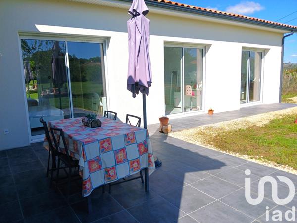 Maison à vendre 5 pièces 207 m² Saint-Germain-et-Mons