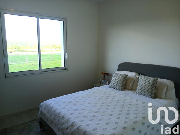 Maison à vendre 5 pièces 207 m² Saint-Germain-et-Mons