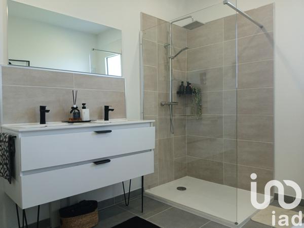 Maison à vendre 5 pièces 207 m² Saint-Germain-et-Mons