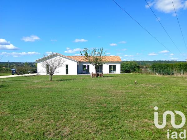 Maison à vendre 5 pièces 207 m² Saint-Germain-et-Mons