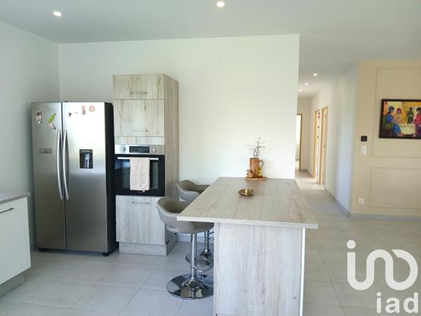 Maison à vendre 5 pièces 207 m² Saint-Germain-et-Mons