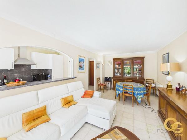 Appartement à MANDELIEU LA NAPOULE (06210)