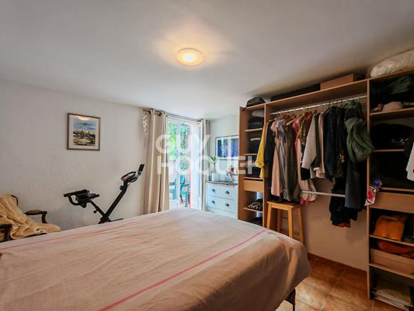 Pernes-les-Fontaines -  Deux habitations indépendantes, un potentiel exceptionnel !