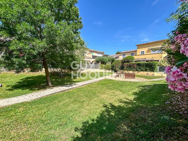 Maison avec jardin et garage à 10 minutes à pieds du centre du THOR