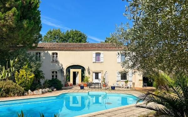 Maison à vendre    6 pièces •  Fleurance