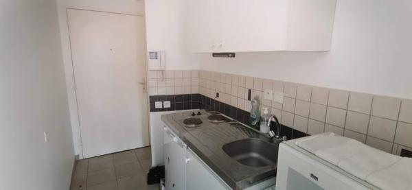3577LP - Vente Studio ANGERS