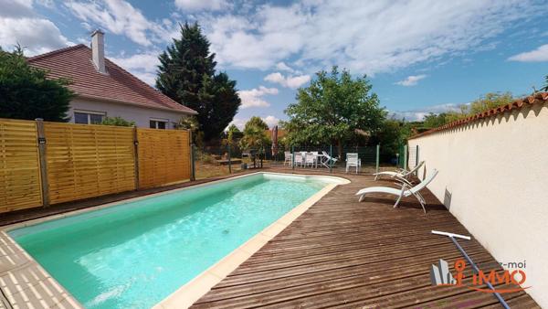 MAISON 5 CHAMBRES AVEC PISCINE