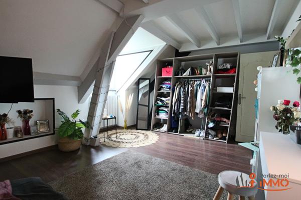 MAISON 5 CHAMBRES AVEC PISCINE