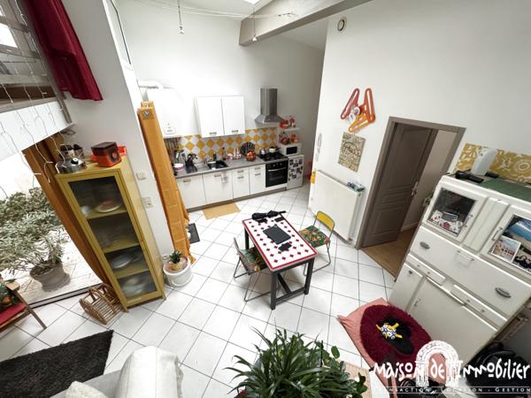 Location Appartement avec cour et patio - 2 pièces + mezzanine - 46m² - COGNAC Centre-ville
