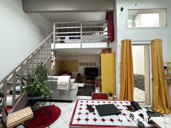 Location Appartement avec cour et patio - 2 pièces + mezzanine - 46m² - COGNAC Centre-ville