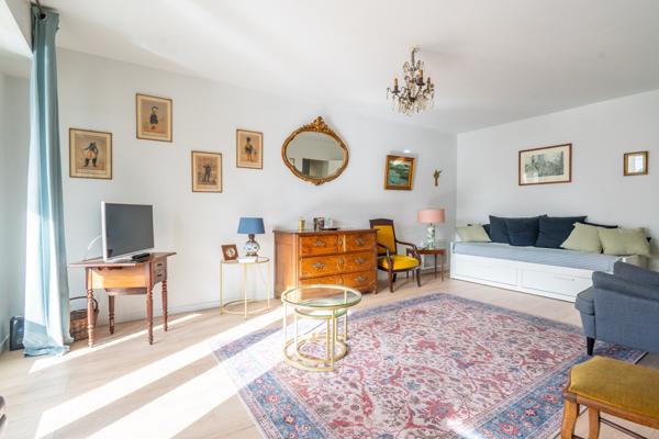 Appartement 1 pièce - 34 m² Exclusivité efficity