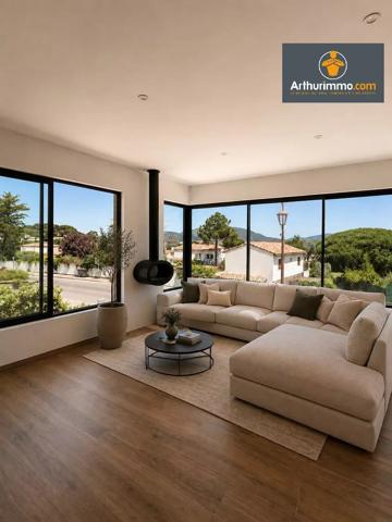 Vente                                                      Appartement
                        
                     3 pièces                      94 m2                     à Porticcio