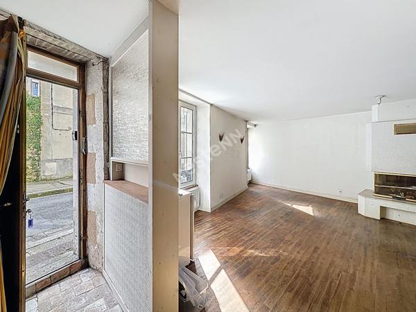 Maison de caractère à réinventer ! Poitiers secteur Parc de Blossac