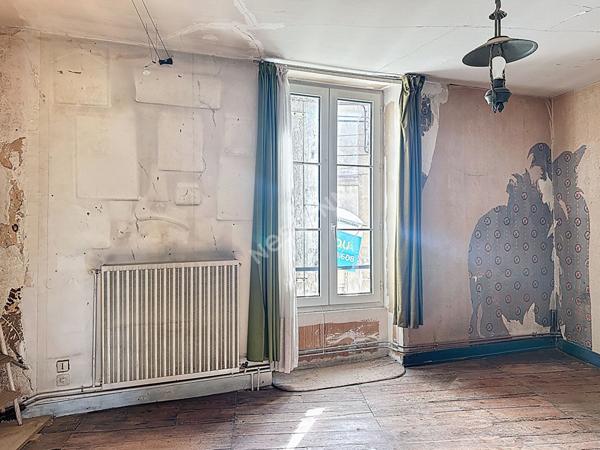 Maison de caractère à réinventer ! Poitiers secteur Parc de Blossac