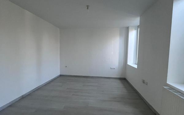 Appartement à louer    3 pièces • 67 m2 Keskastel