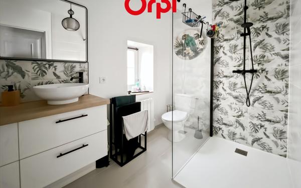 Immeuble à vendre    7 pièces • 149 m2 La Ferté-Bernard