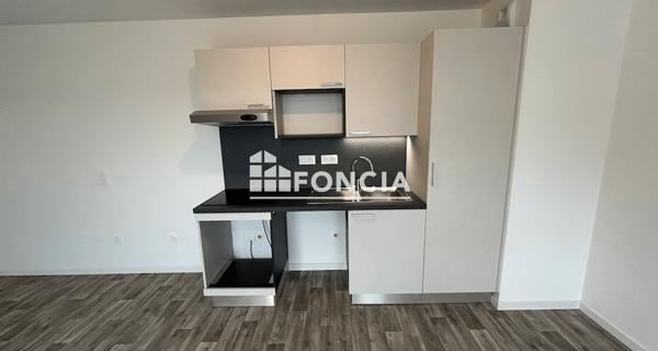 Location Appartement 3 pièces 61.65 m² - Corbeil-essonnes 91100