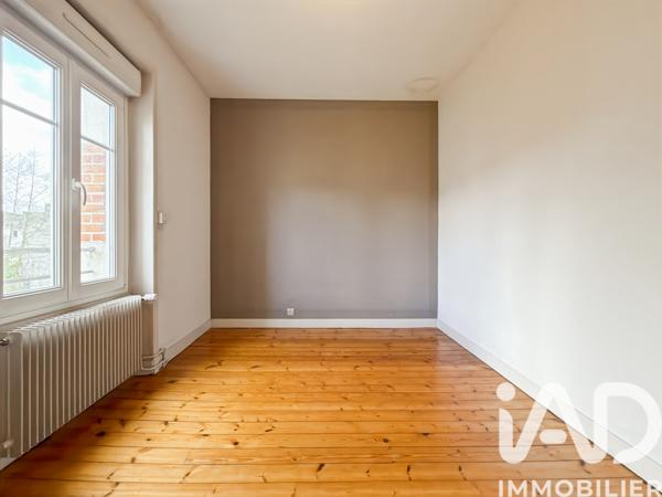 Maison à vendre 5 pièces 91 m² Sablé-sur-Sarthe