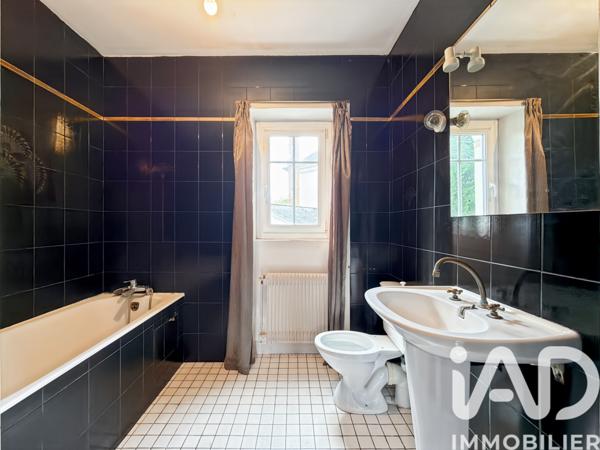 Maison à vendre 5 pièces 91 m² Sablé-sur-Sarthe