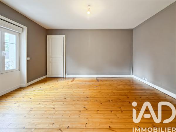 Maison à vendre 5 pièces 91 m² Sablé-sur-Sarthe