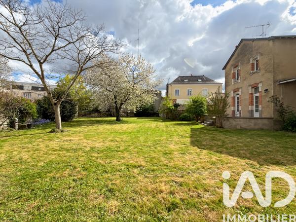 Maison à vendre 5 pièces 91 m² Sablé-sur-Sarthe