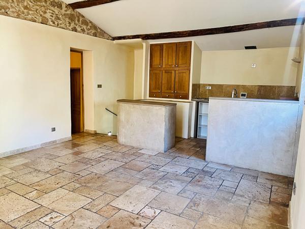 ROUSSET - Maison de ville T5 avec parking