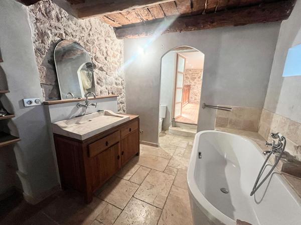 ROUSSET - Maison de ville T5 avec parking