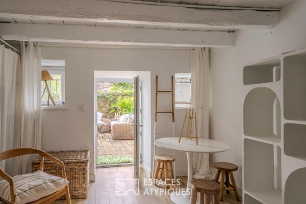 Cœur historique, maison de charme avec jardin secret