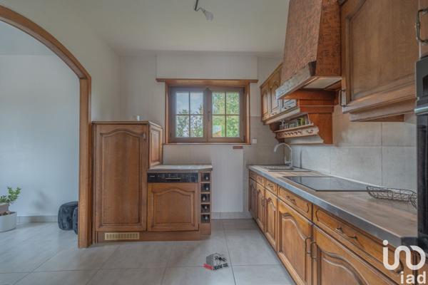 Maison 6 pièces de 105 m² à Hombourg-Haut (57470)