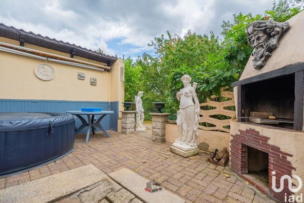 Maison 6 pièces de 105 m² à Hombourg-Haut (57470)