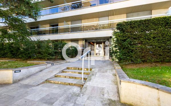 Appartement à vendre    4 pièces •  Le Raincy